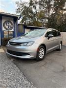 2021 Chrysler Voyager 