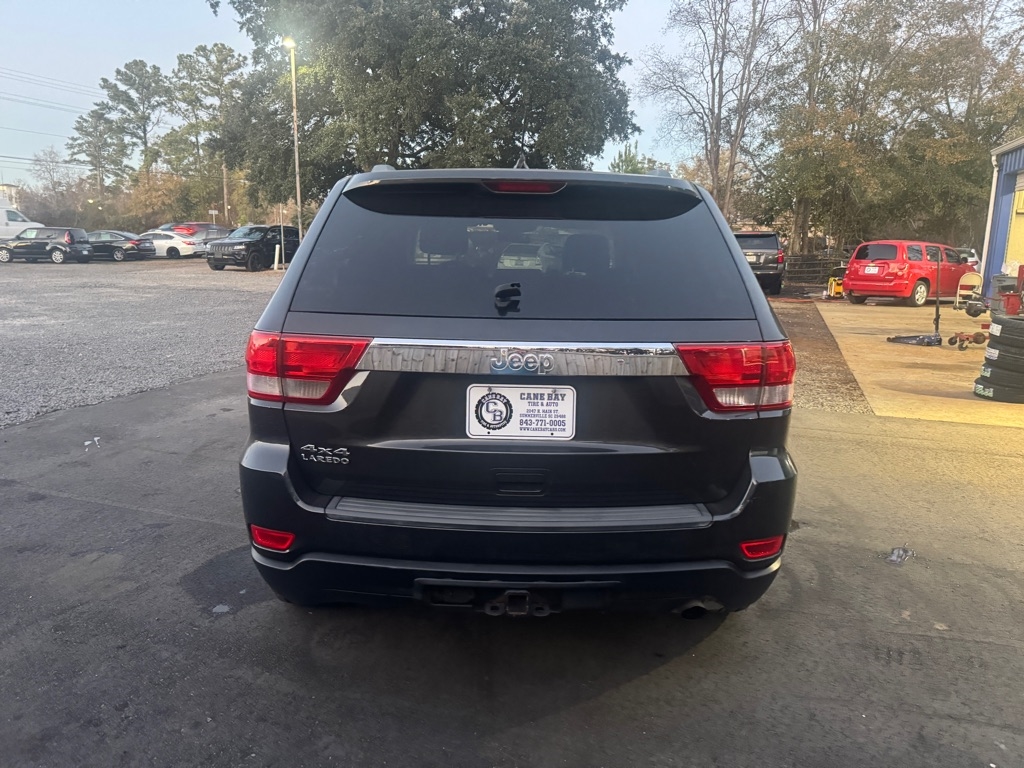 Jeep Grand Cherokee  2011