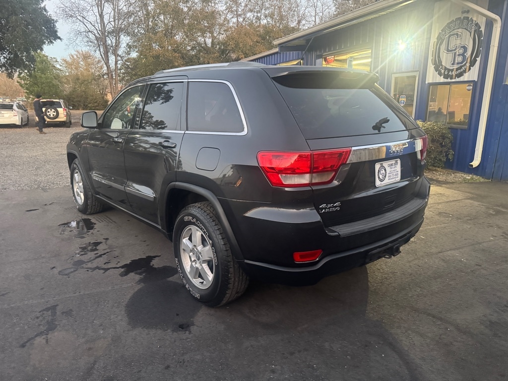 Jeep Grand Cherokee  2011