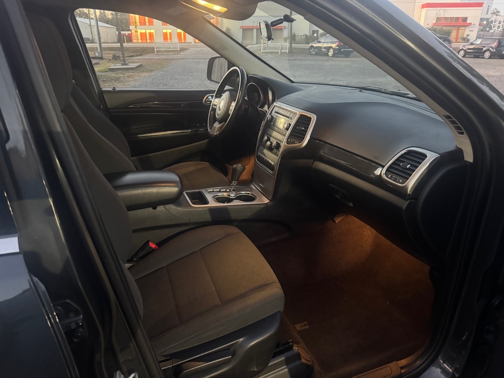 Jeep Grand Cherokee  2011