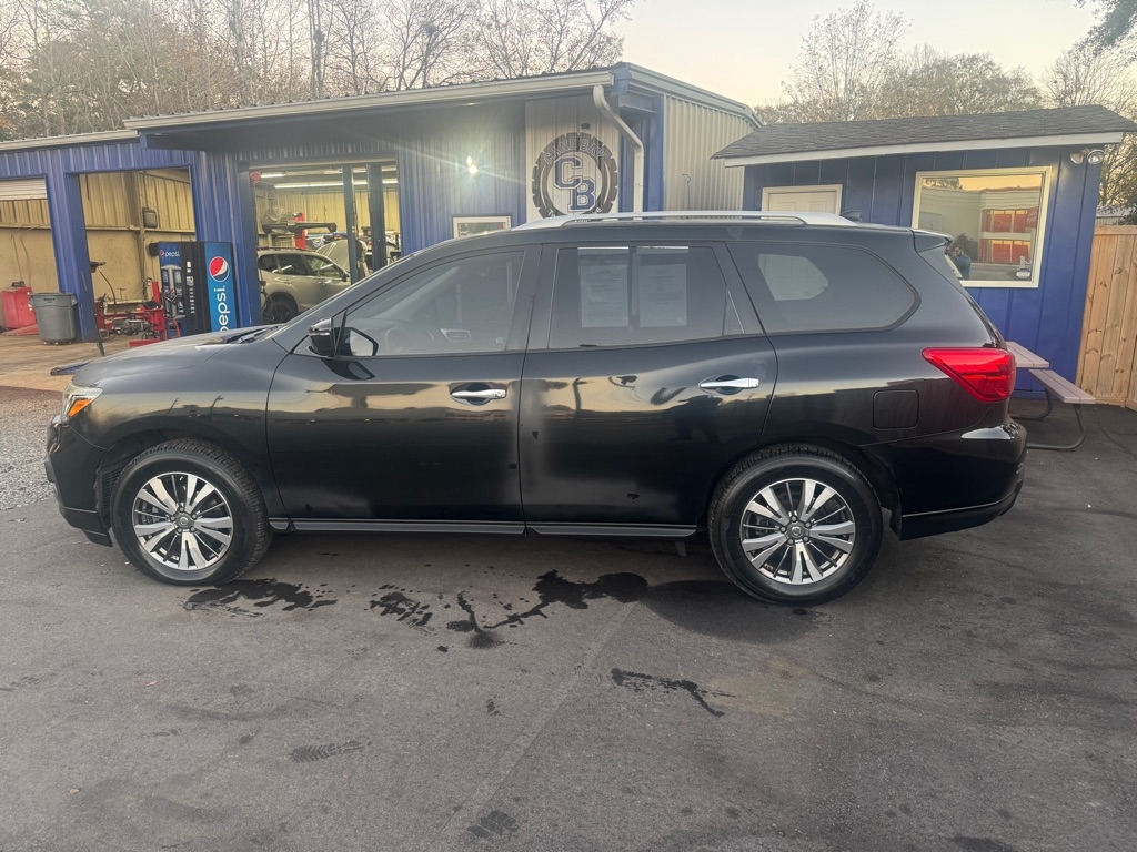 Nissan Pathfinder  2019