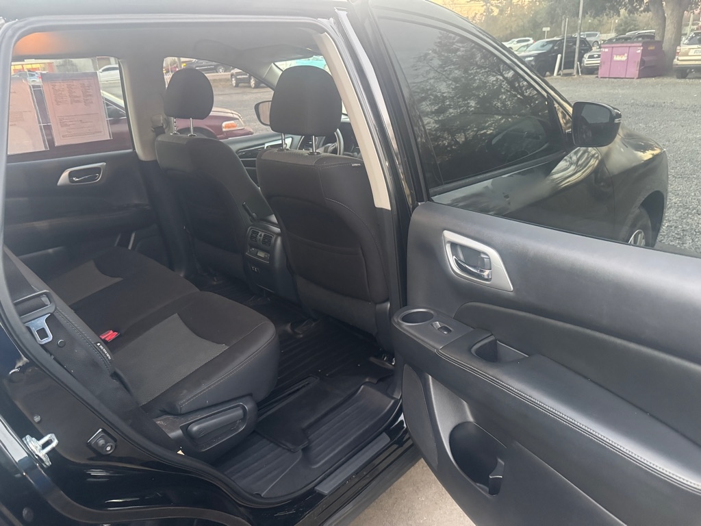 Nissan Pathfinder  2019