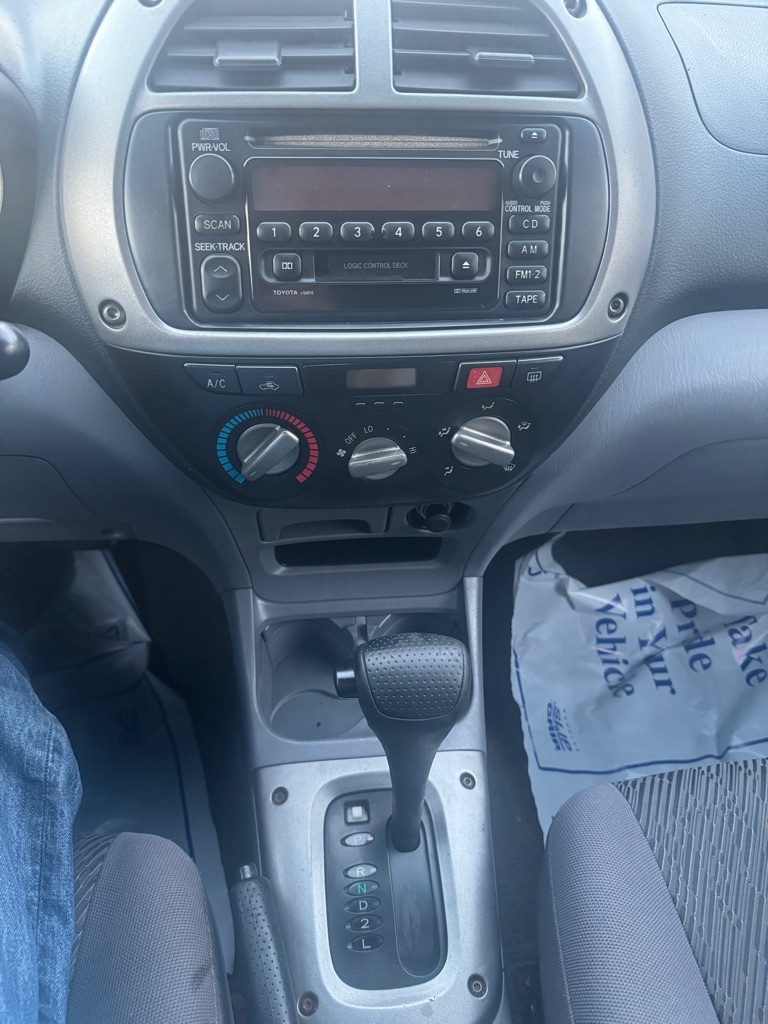 Toyota RAV4  2001