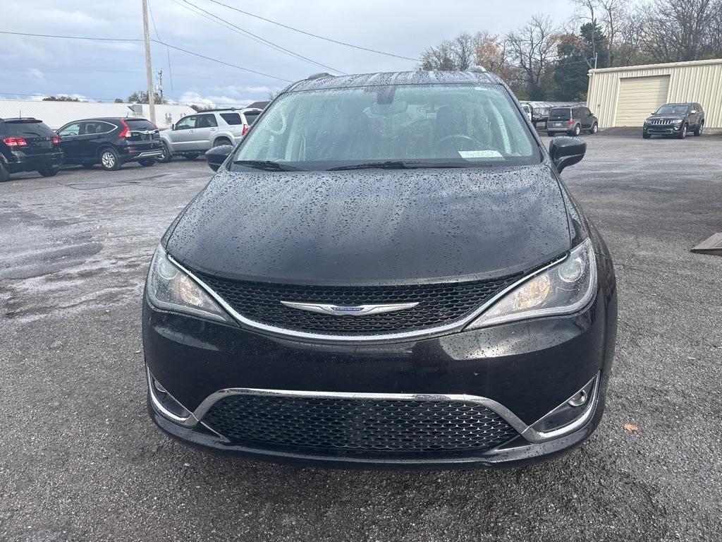 Chrysler Pacifica Touring-L 2020