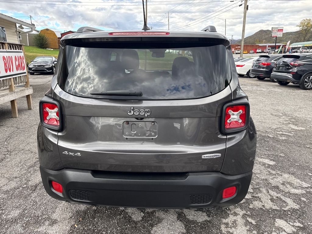 Jeep Renegade Latitude 4WD 2017 Jeep Renegade Latitude 4WD 2017