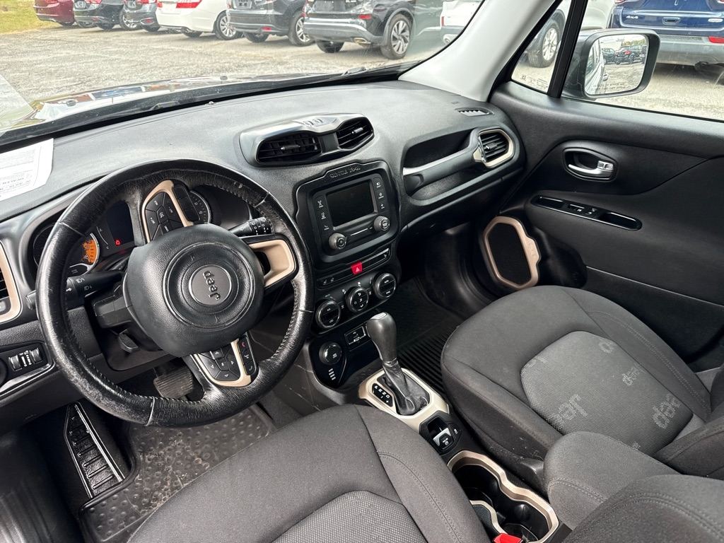 Jeep Renegade Latitude 4WD 2017 Jeep Renegade Latitude 4WD 2017