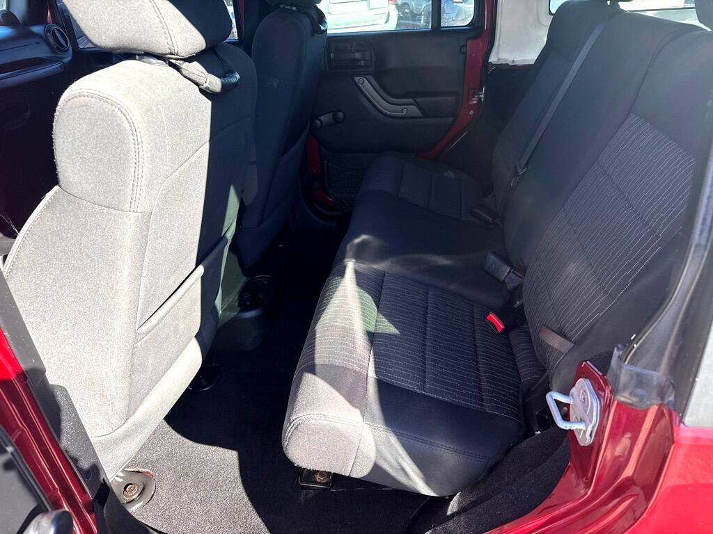 Jeep Wrangler Unlimited Sport 4WD 2012