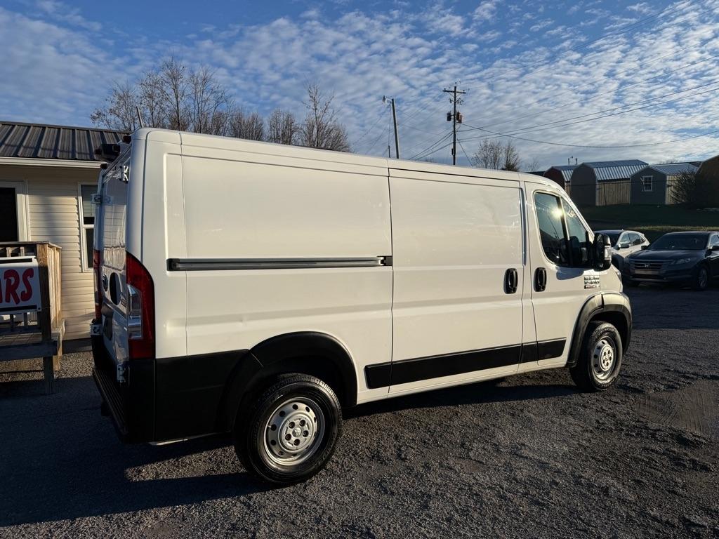 RAM Promaster 1500 Low Roof Tradesman 136-in. WB 2019