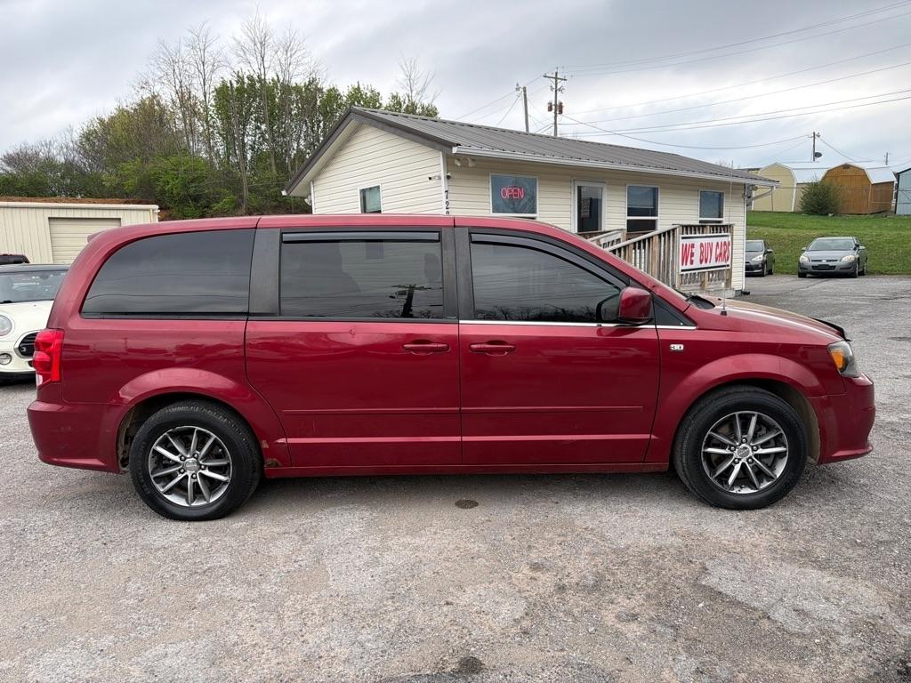 Dodge Grand Caravan SE 2014