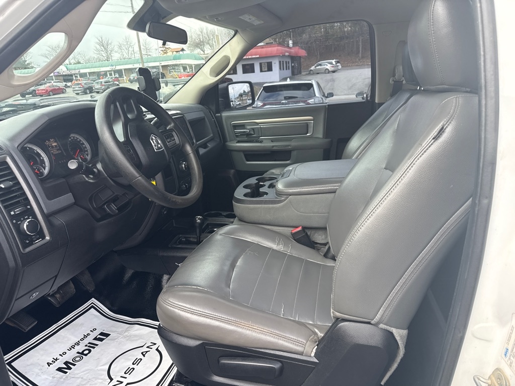 RAM 2500 Tradesman 4WD 2013