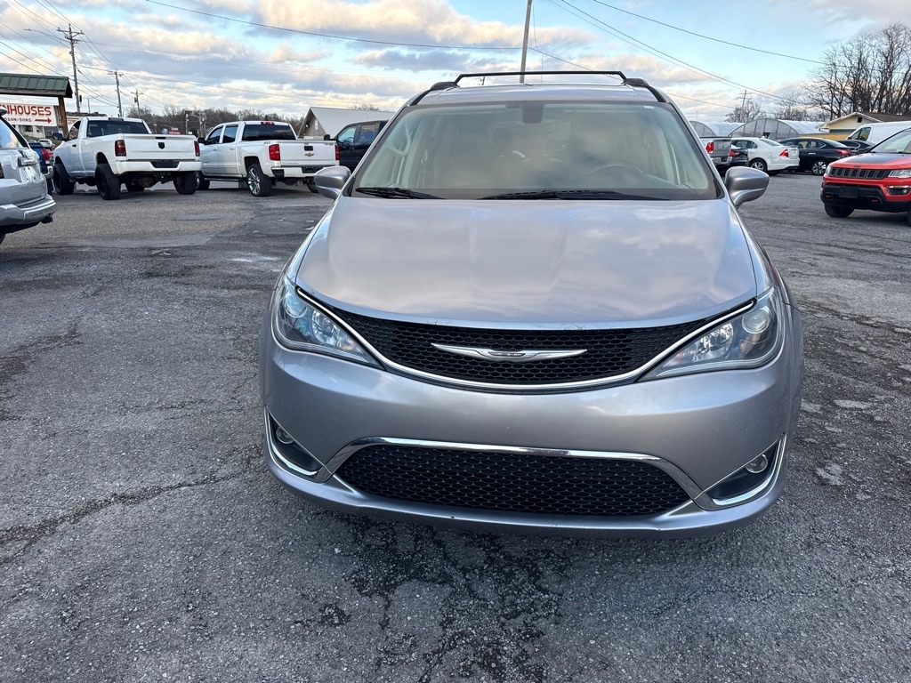Chrysler Pacifica Touring-L 2017
