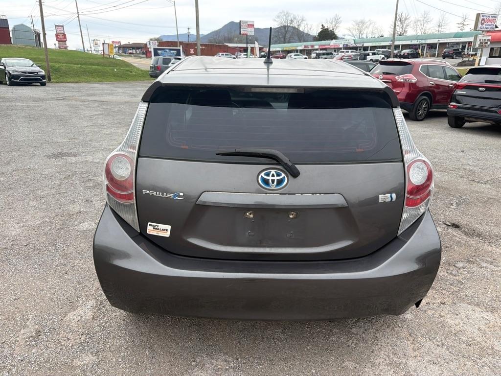 Toyota Prius c One 2013