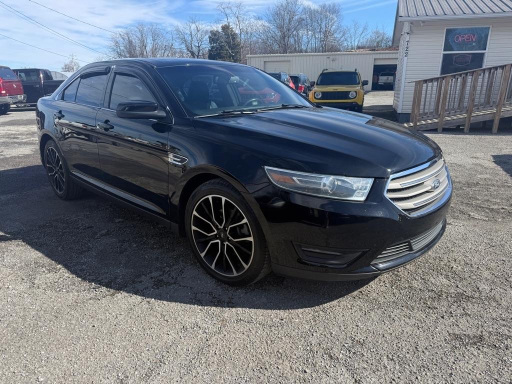 Ford Taurus SEL FWD 2018