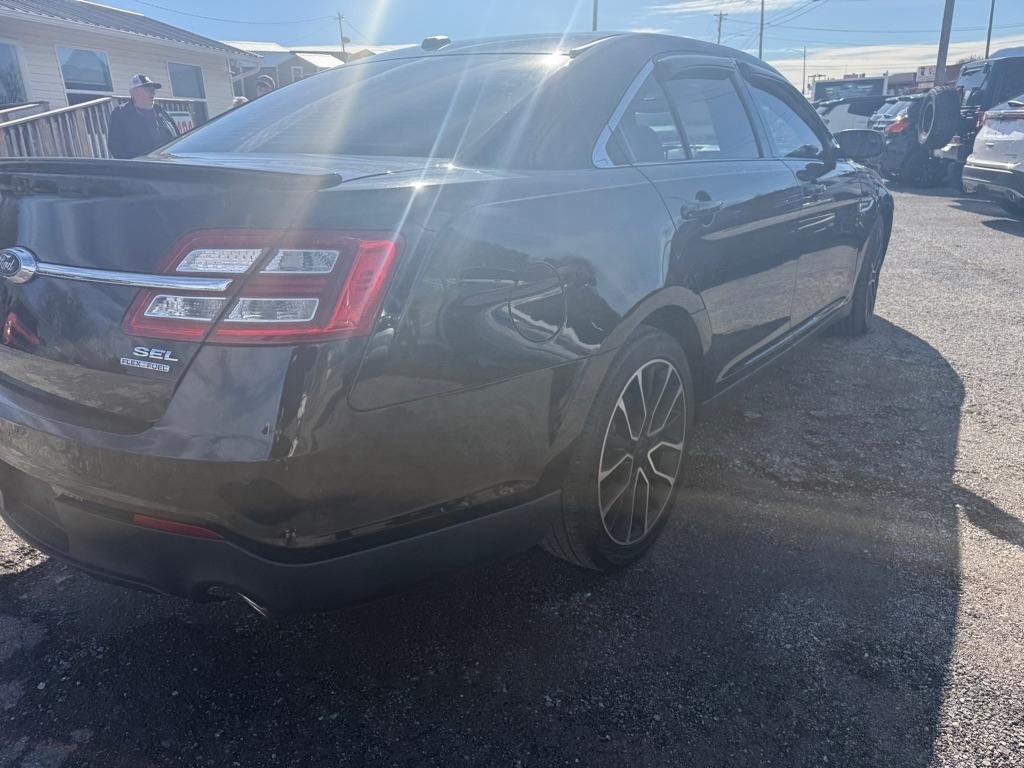 Ford Taurus SEL FWD 2018