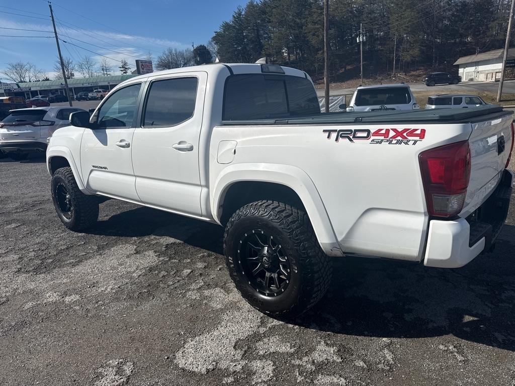 Toyota Tacoma SR5 Double Cab Long Bed V6 6AT 4WD 2017