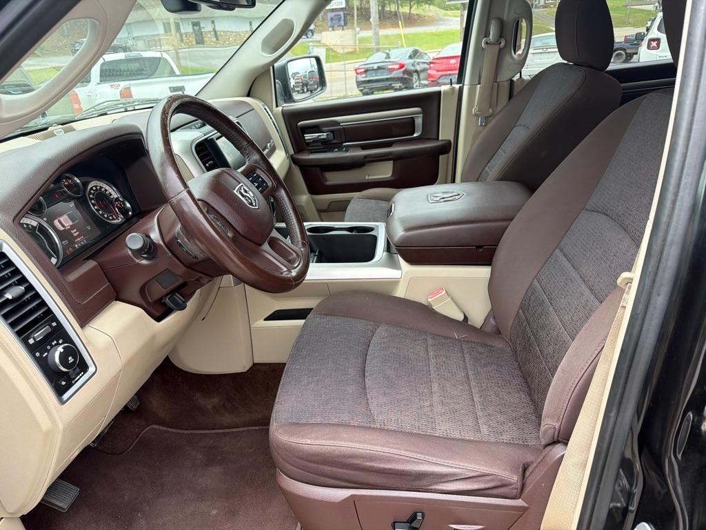 RAM 1500 SLT Crew Cab SWB 4WD 2016