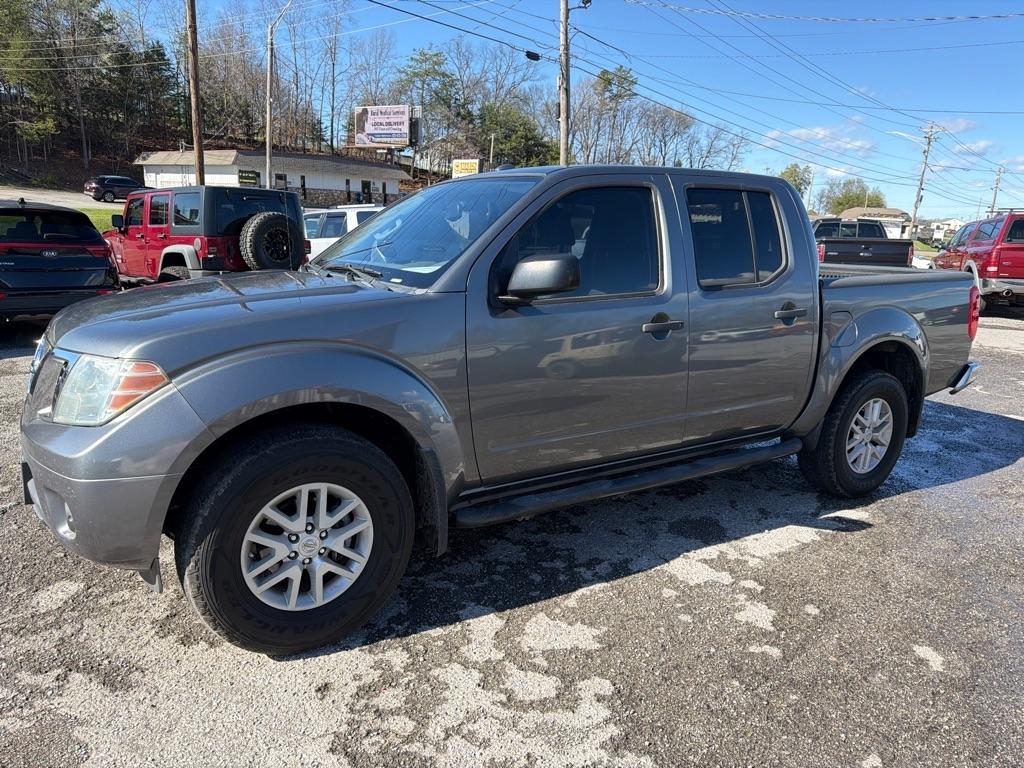 Nissan Frontier SL Crew Cab 5AT 4WD 2016