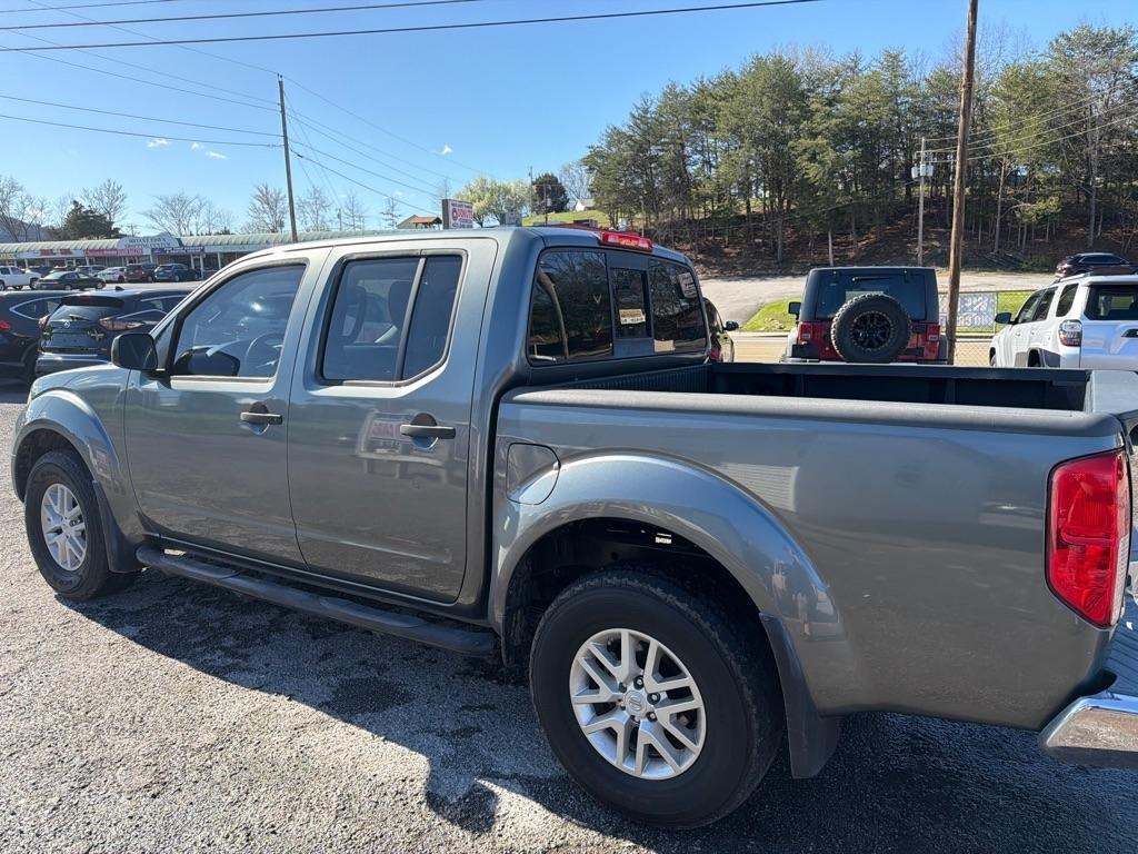 Nissan Frontier SL Crew Cab 5AT 4WD 2016