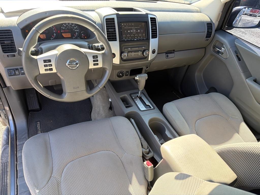 Nissan Frontier SL Crew Cab 5AT 4WD 2016