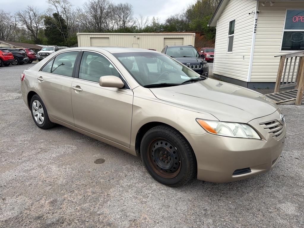Toyota Camry SE 5-Spd AT 2009