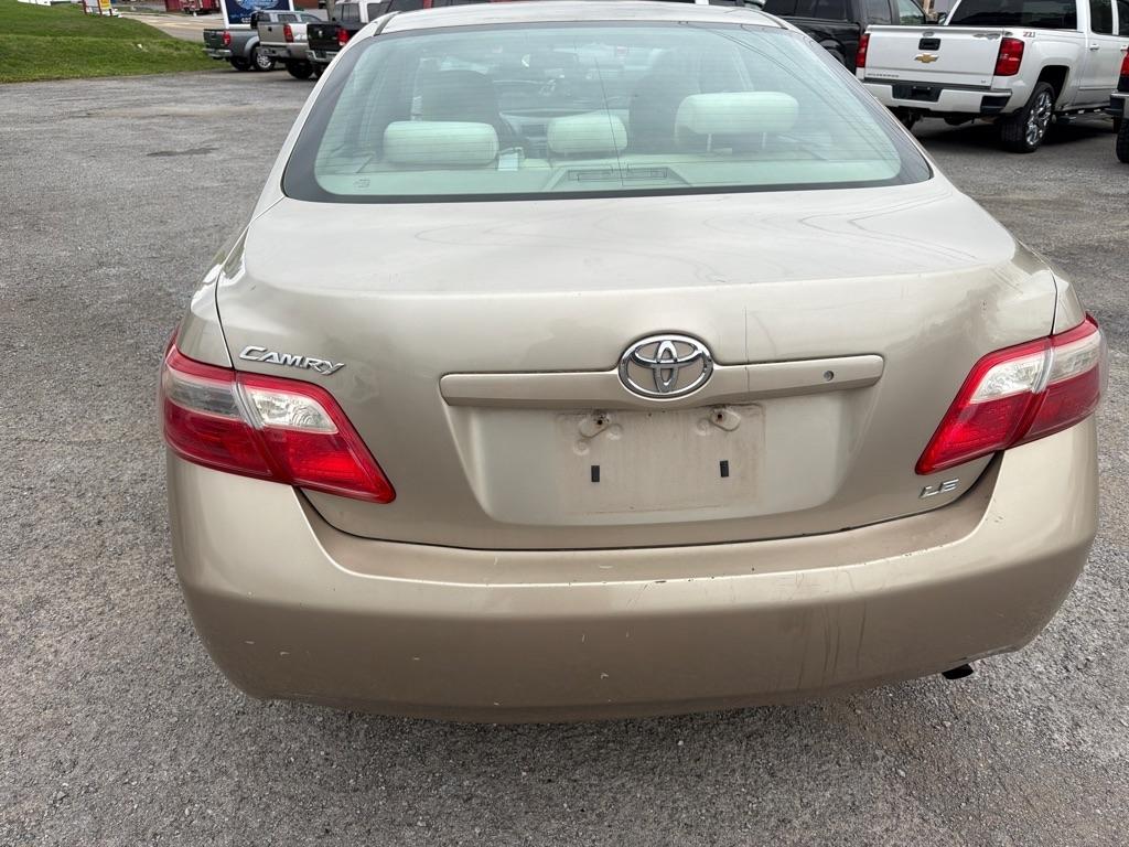 Toyota Camry SE 5-Spd AT 2009