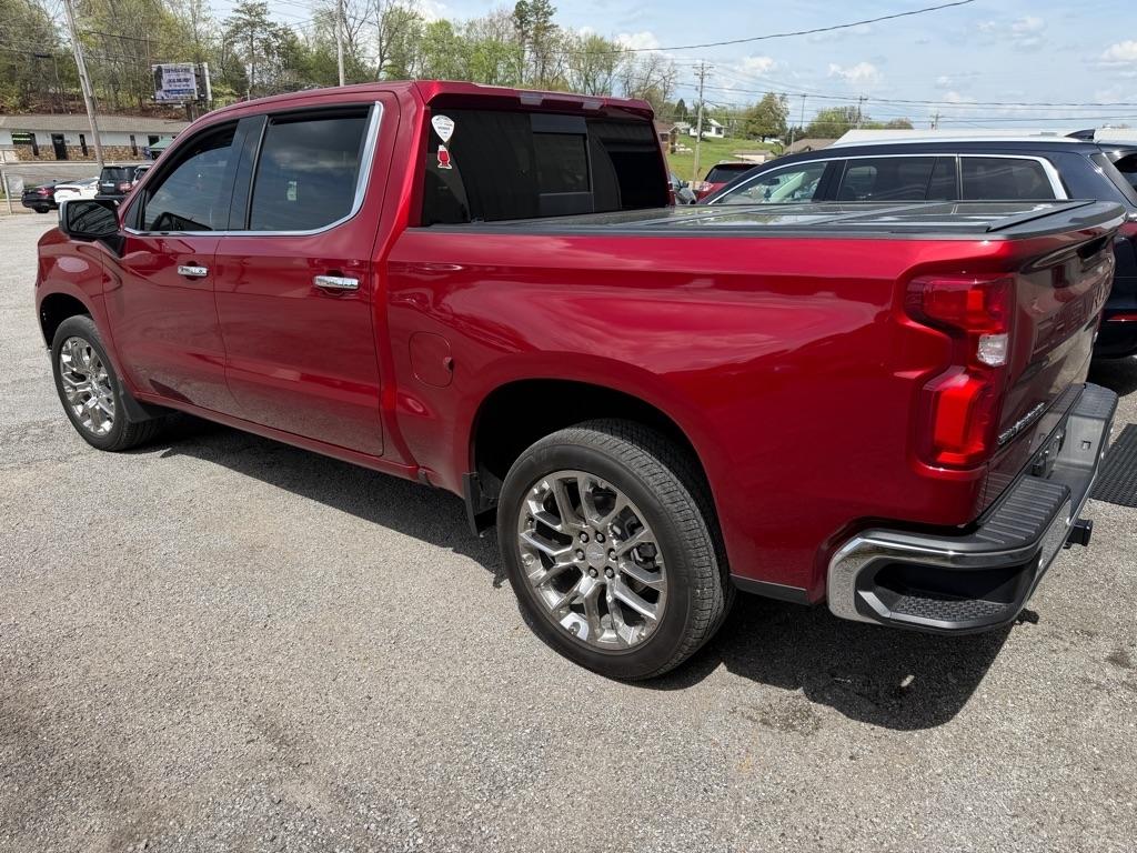 Chevrolet Silverado 1500 LTZ Crew Cab 2WD 2025