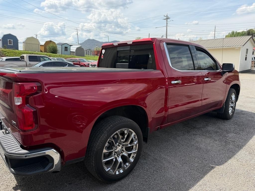 Chevrolet Silverado 1500 LTZ Crew Cab 2WD 2025