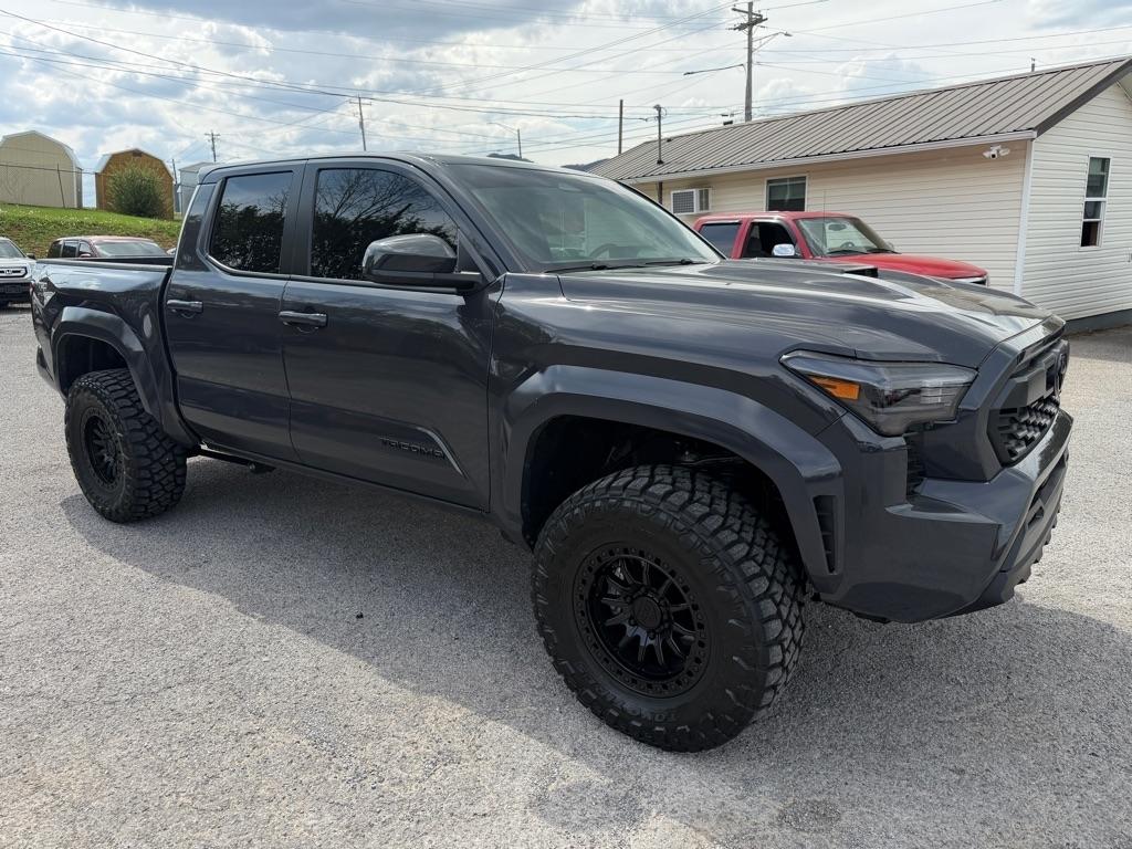 Toyota Tacoma TRD Sport Double Cab 4WD 2026