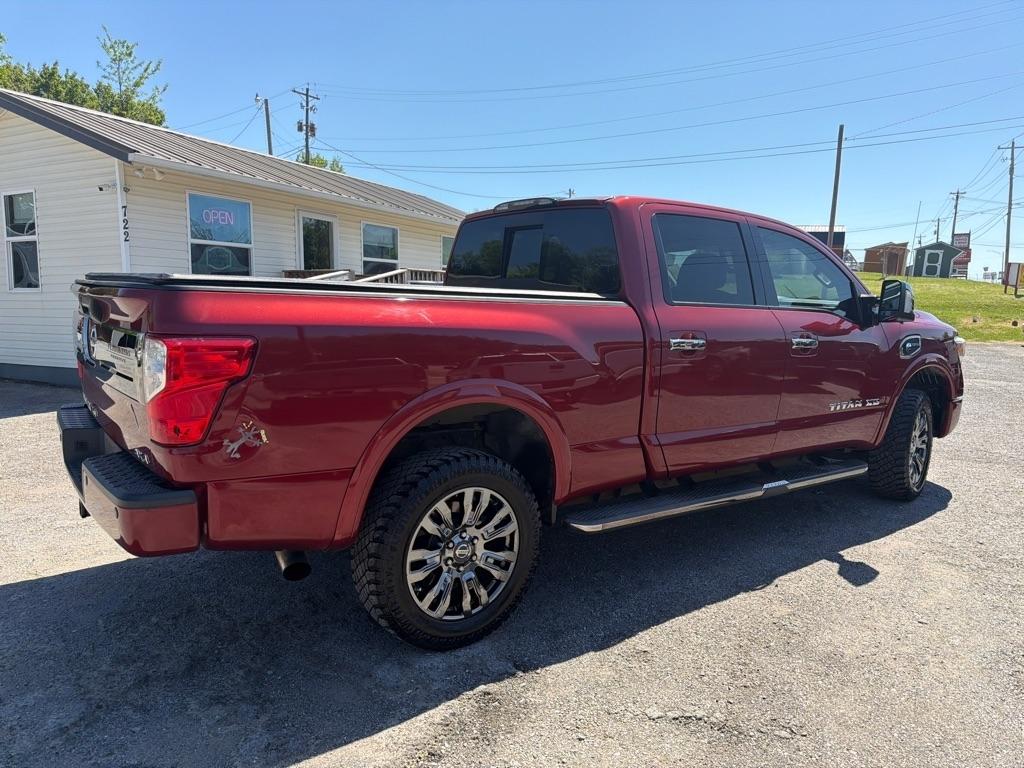 Nissan Titan XD Platinum Reserve 4WD Diesel 2016