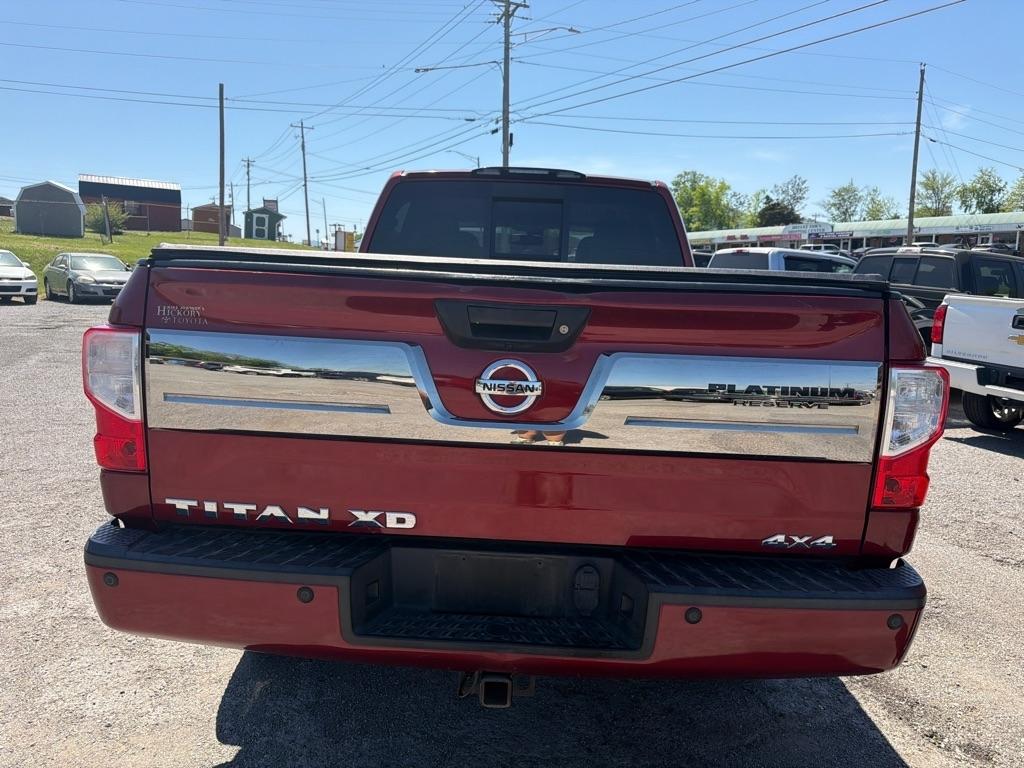 Nissan Titan XD Platinum Reserve 4WD Diesel 2016