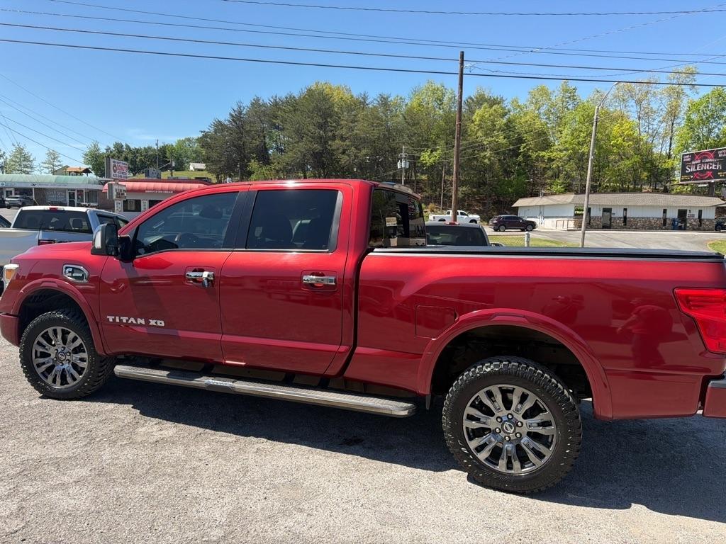 Nissan Titan XD Platinum Reserve 4WD Diesel 2016