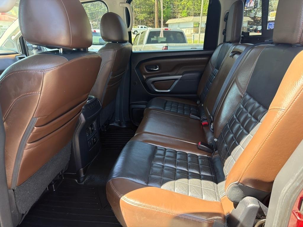 Nissan Titan XD Platinum Reserve 4WD Diesel 2016