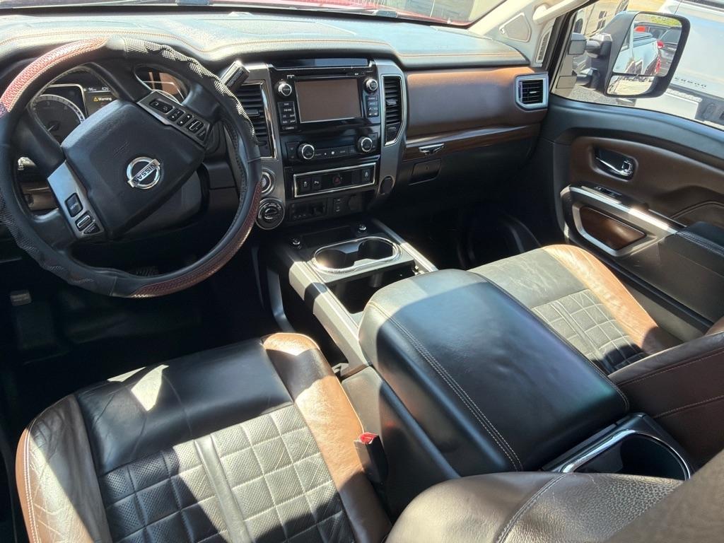 Nissan Titan XD Platinum Reserve 4WD Diesel 2016