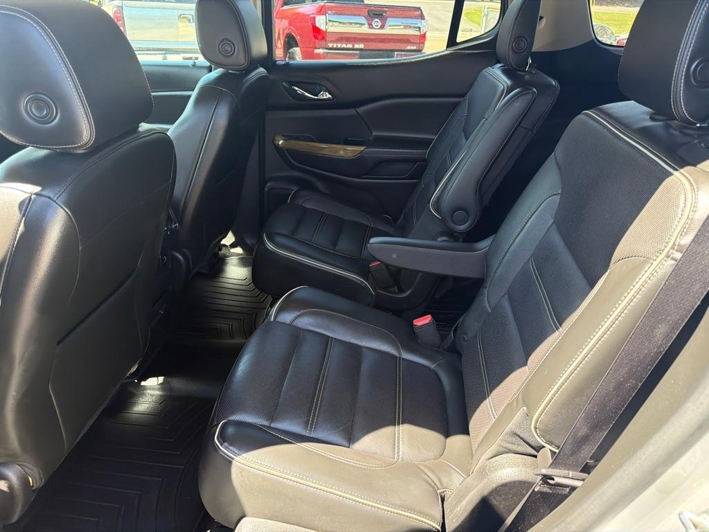 GMC Acadia Denali AWD 2017