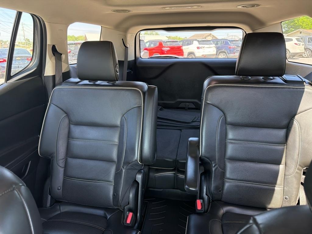 GMC Acadia Denali AWD 2017