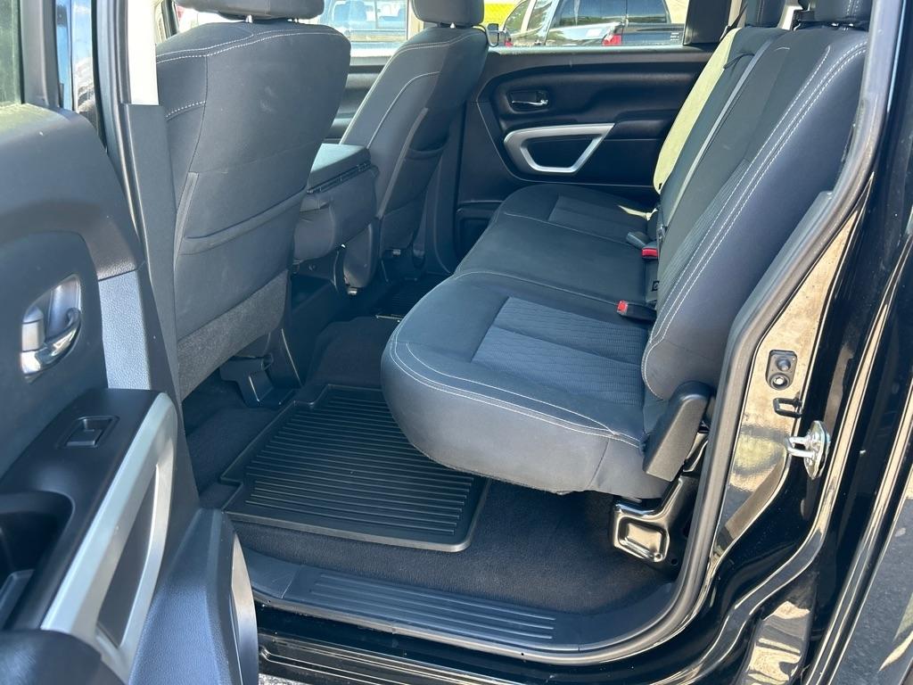 Nissan Titan S Crew Cab 2WD 2019
