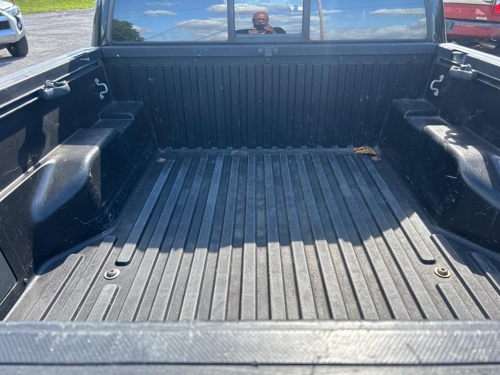 Toyota Tacoma SR5 Double Cab Long Bed V6 6AT 4WD 2017