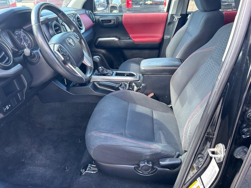 Toyota Tacoma SR5 Double Cab Long Bed V6 6AT 4WD 2017