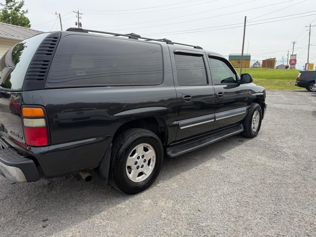 Chevrolet Suburban 1500 4WD 2004