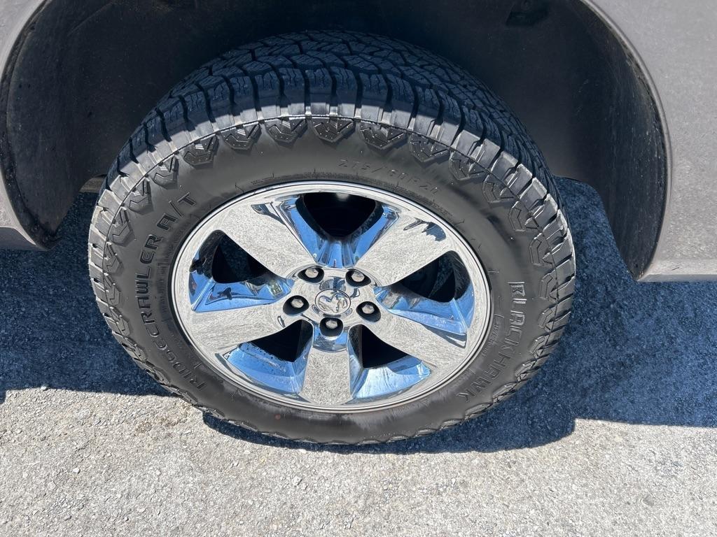 RAM 1500 SLT Quad Cab 4WD 2015