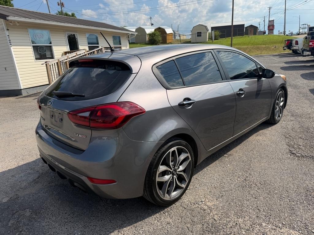 Kia Forte 5-Door SX 2015