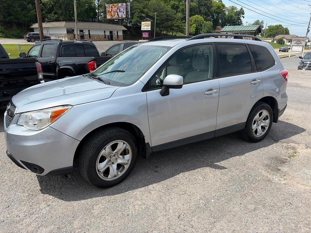 Subaru Forester 2.5i Premium PZEV CVT 2016
