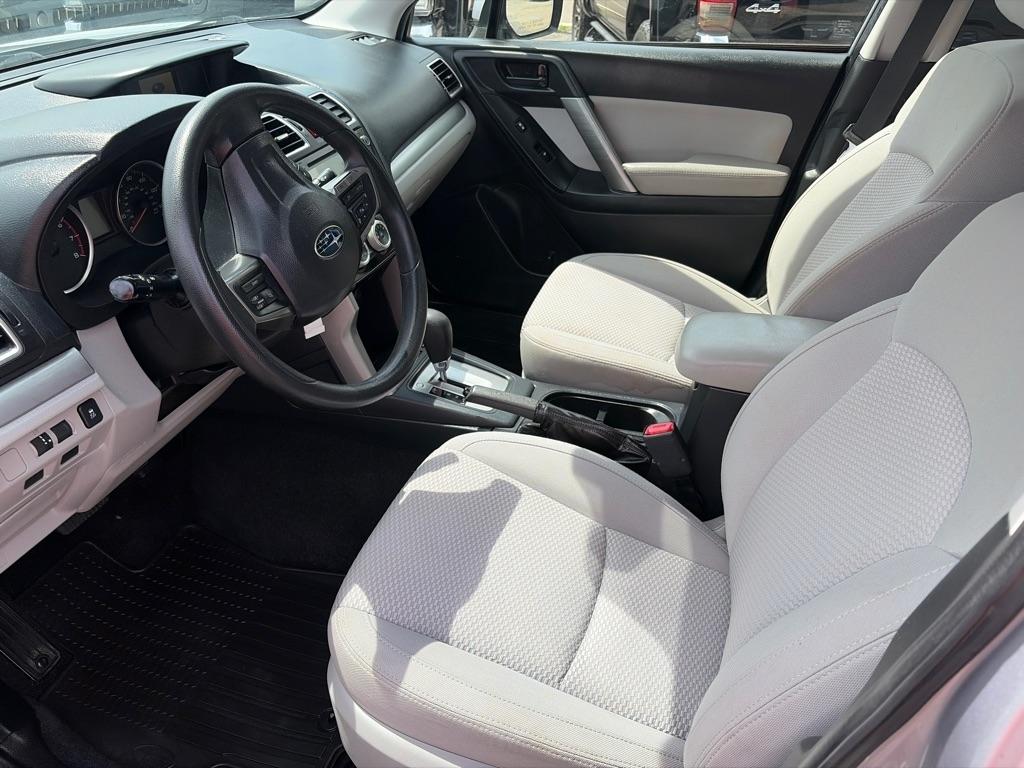 Subaru Forester 2.5i Premium PZEV CVT 2016