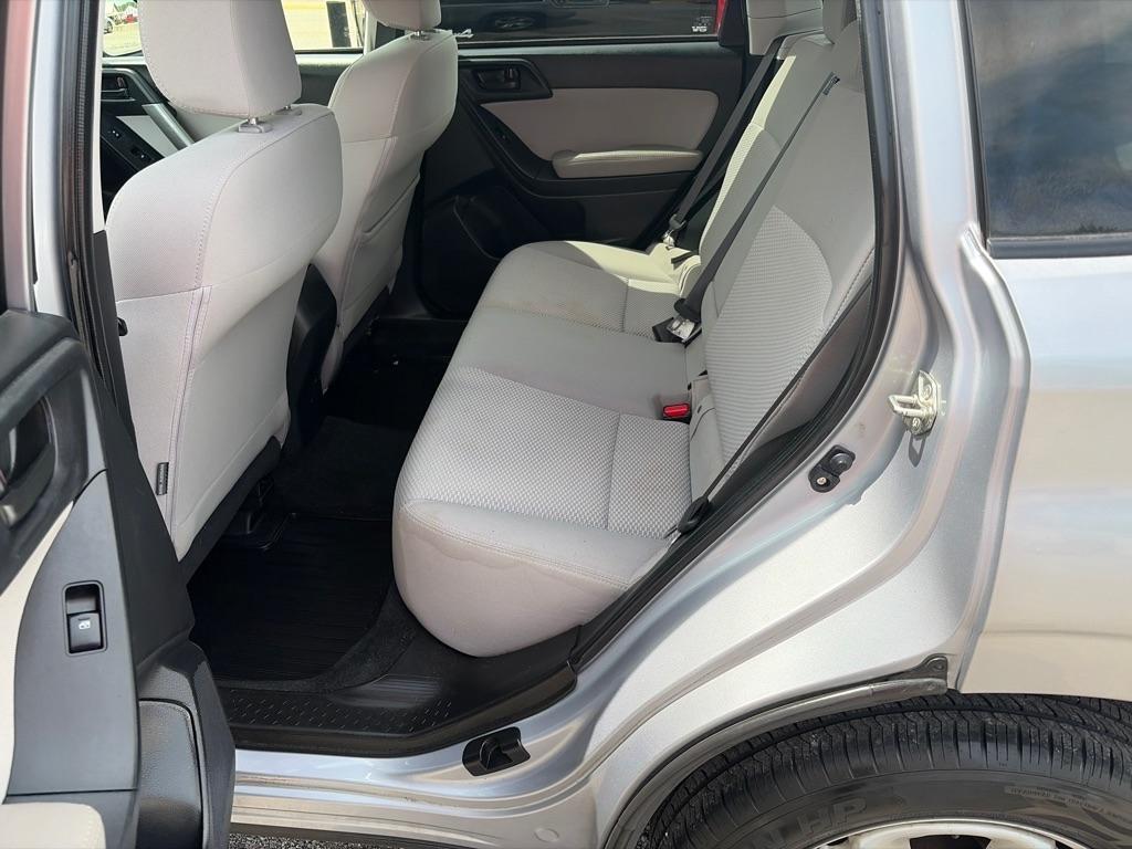 Subaru Forester 2.5i Premium PZEV CVT 2016