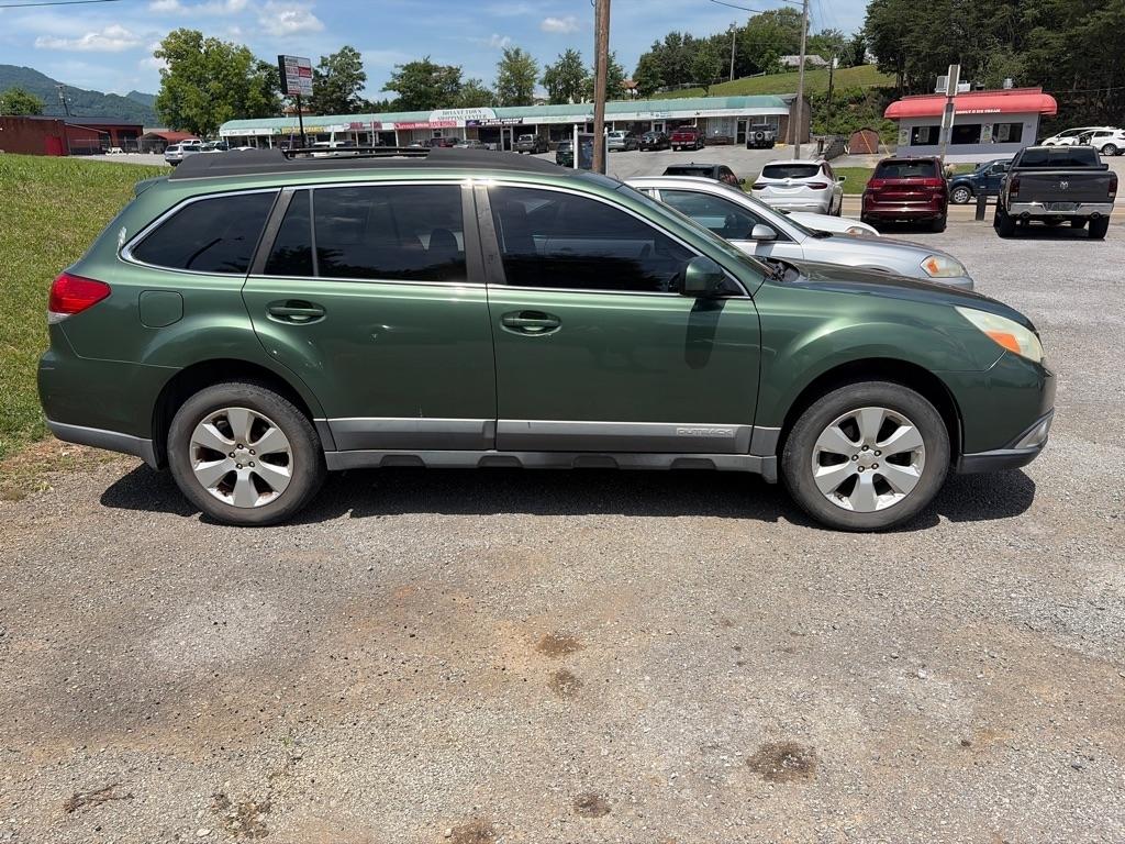 Subaru Outback 2.5i Limited 2010