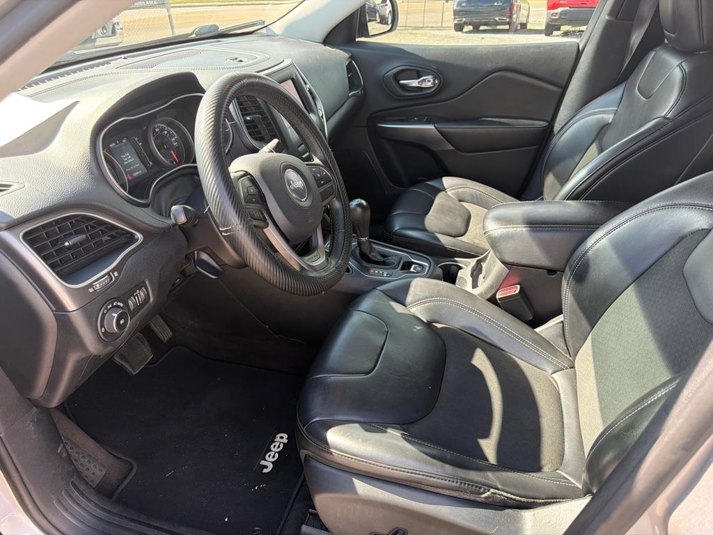 Jeep Cherokee Latitude Plus FWD 2019
