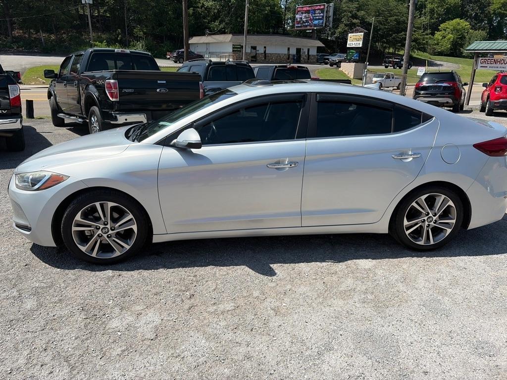 2017 Hyundai Elantra 