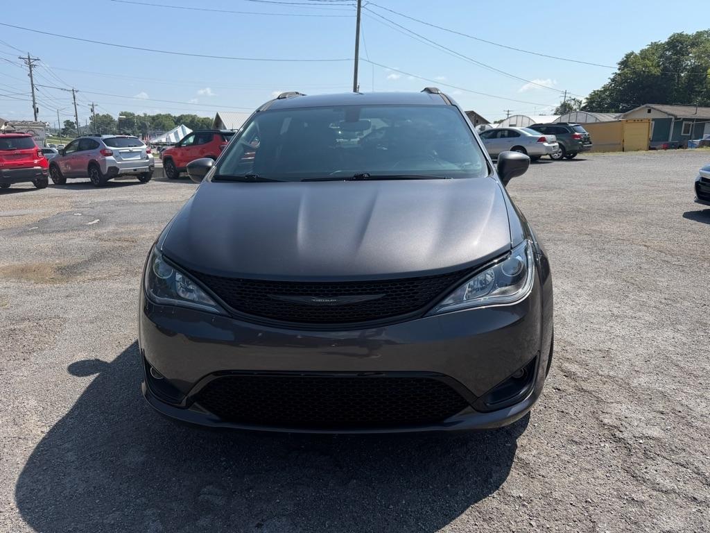 Chrysler Pacifica Touring-L 2020