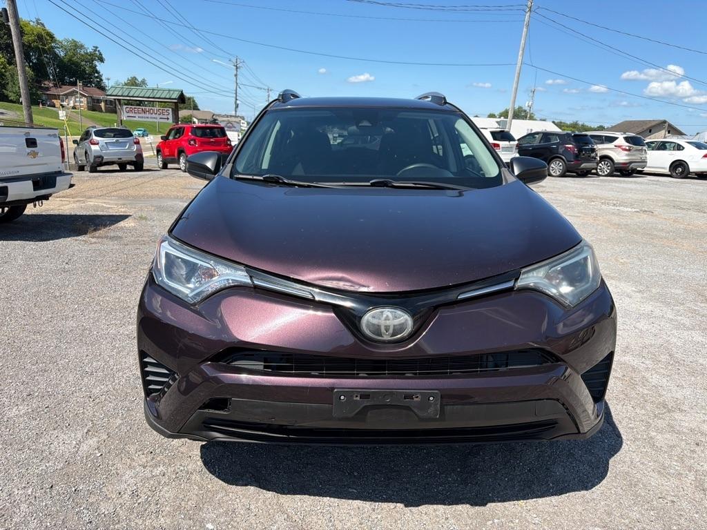 Toyota RAV4 LE AWD 2017