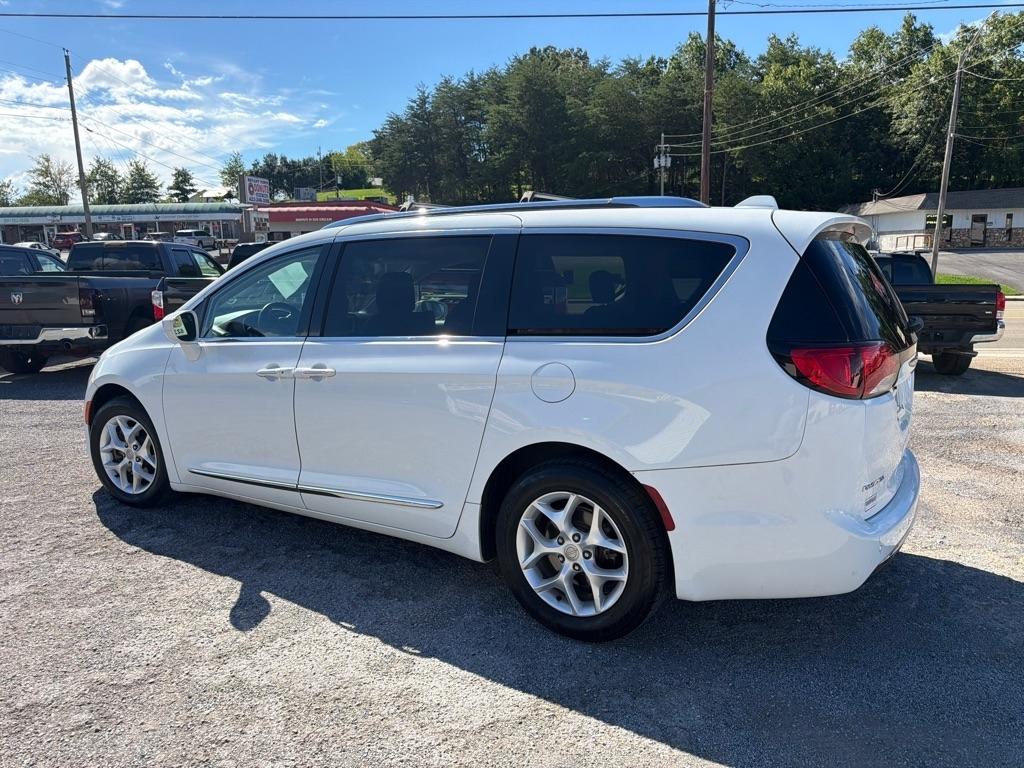 Chrysler Pacifica Touring-L 2018